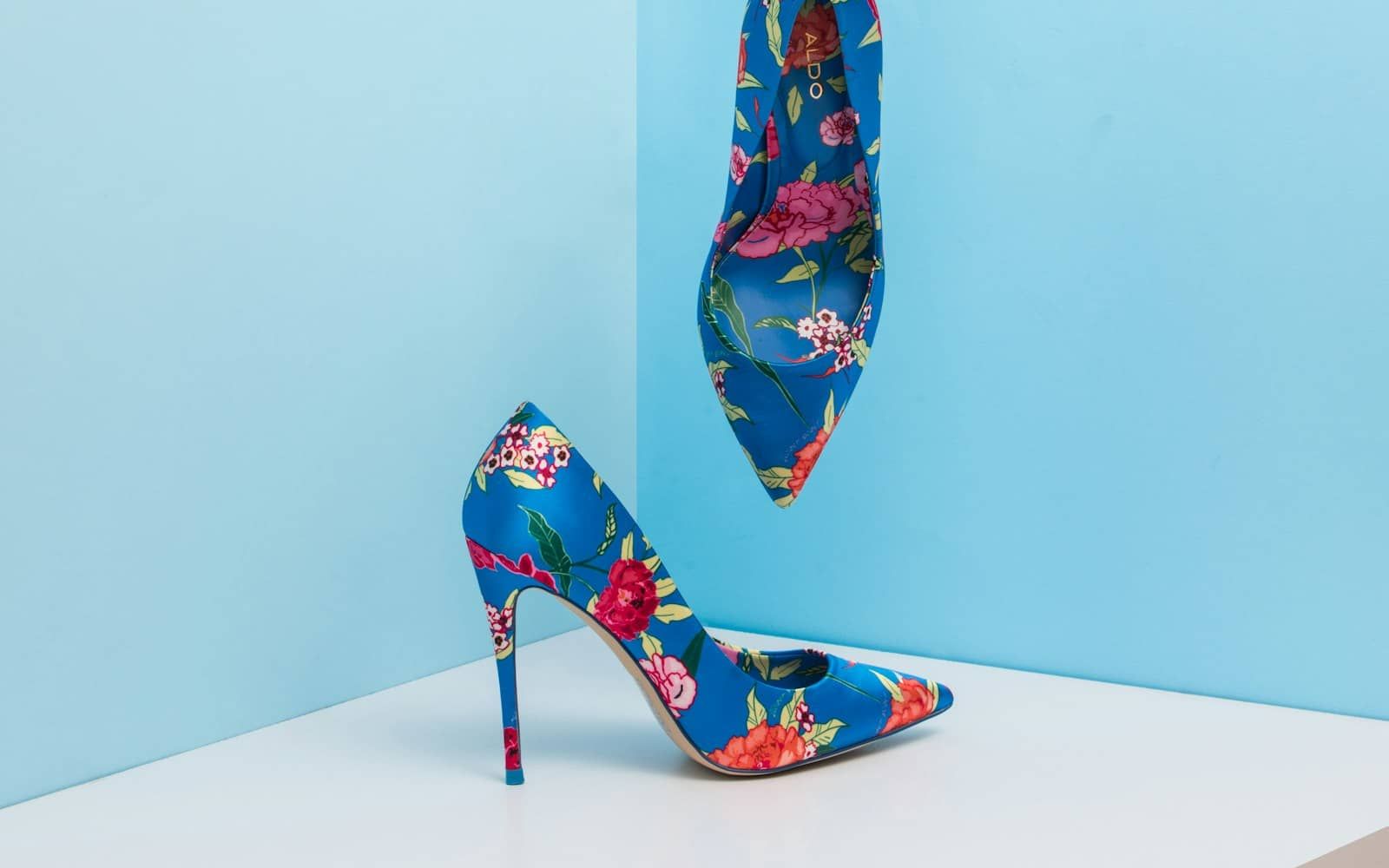 HEELS